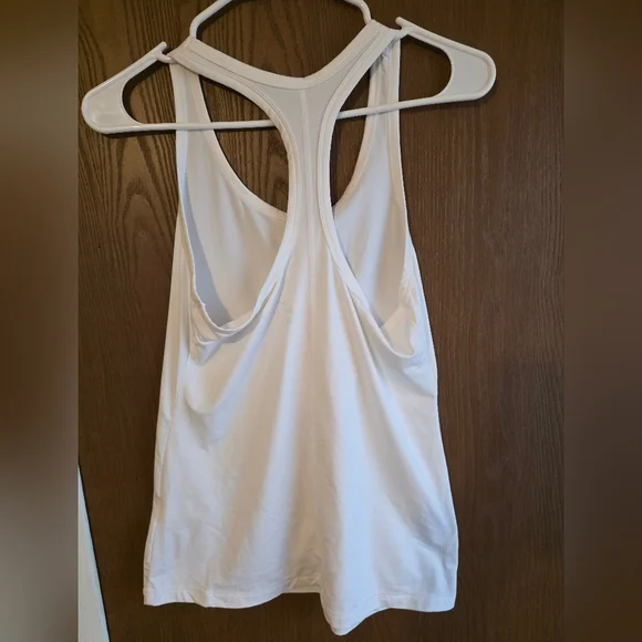 Nike Women's White Tank Top - Picture 4 of 4